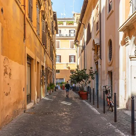 Cozy And Chic Near Campo De Fiori Apartment Rome